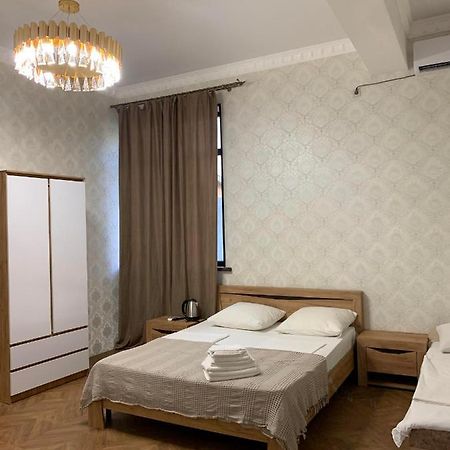 Mini Hotel Amra Pizunda Eksteriør bilde